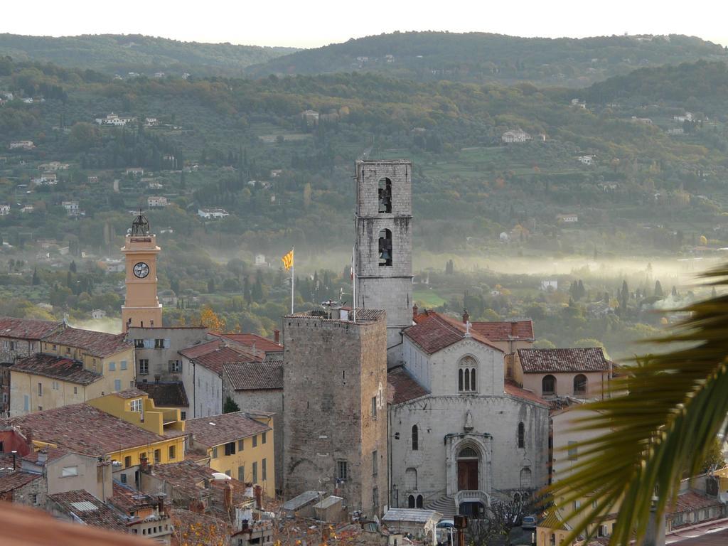 Bed and Breakfast Les Palmiers Grasse Esterno foto