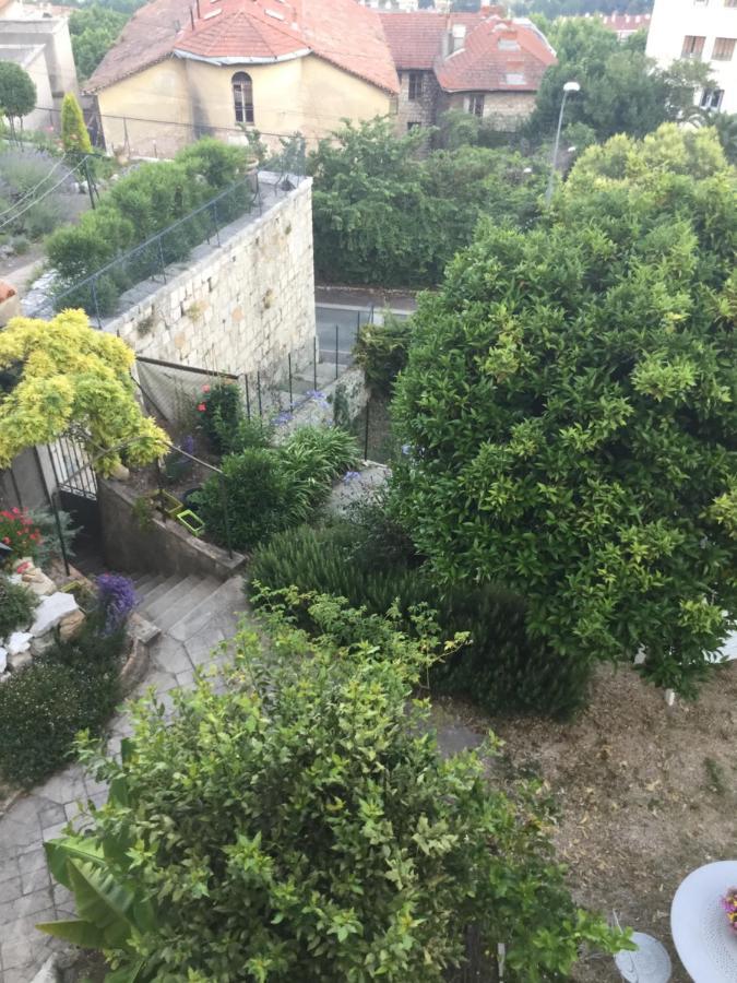 Bed and Breakfast Les Palmiers Grasse Esterno foto
